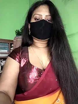 Idhika Paul online show from 4, 5, 2026