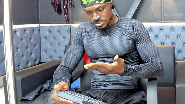 Terrance z online show from 30, 11, 2025