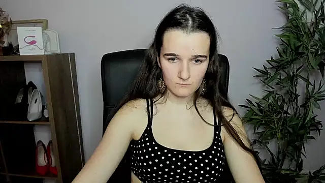 Snapshot of KateDelight chatting on 8, 12, 2024 KateDelight online show from 8, 12, 2024