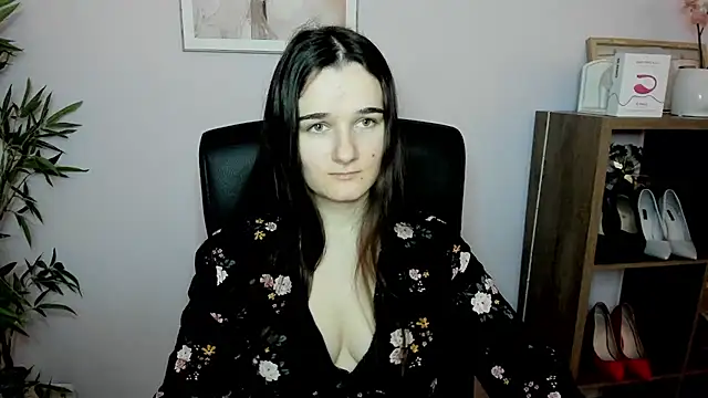 Snapshot of KateDelight chatting on 8, 2, 2025 KateDelight online show from 8, 2, 2025