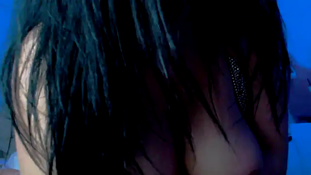 kamila french online show from 14, 3, 2025