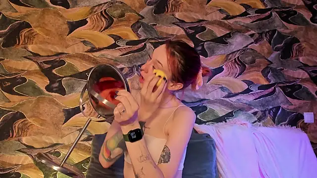 CrystalRey online show from 12, 1, 2025