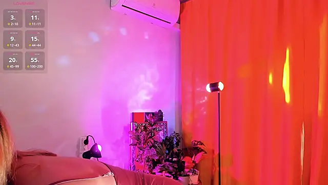 CrystalRey online show from 10, 4, 2026