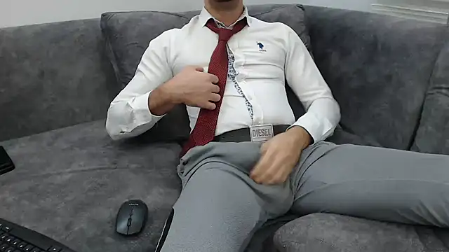 Naughtb0y online show from 25, 11, 2025