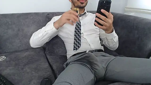 Naughtb0y online show from 19, 7, 2026