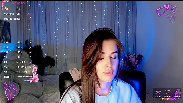 Milkissss online show from 13, 9, 2025