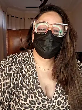 Snapshot of SEXY-Sardarni chatting on 7, 2, 2026 SEXY-Sardarni online show from 7, 2, 2026