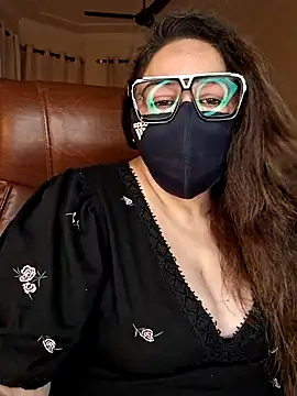 Snapshot of SEXY-Sardarni chatting on 10, 7, 2026 SEXY-Sardarni online show from 10, 7, 2026
