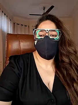 Snapshot of SEXY-Sardarni chatting on 12, 7, 2026 SEXY-Sardarni online show from 12, 7, 2026