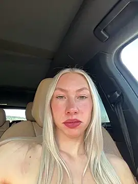 LuisaBecker online show from 16, 3, 2025