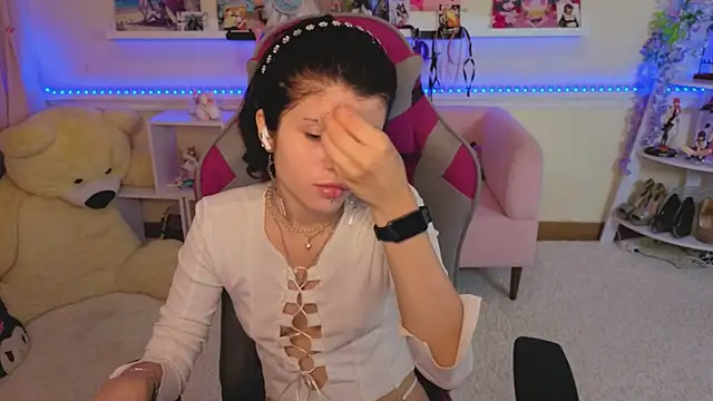 Snapshot of Katya_Zaitseva chatting on 10, 7, 2026 Katya Zaitseva online show from 10, 7, 2026