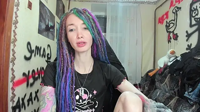 Roxy Silver online show from 14, 1, 2025