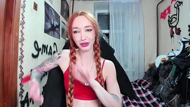 Roxy Silver online show from 9, 9, 2025