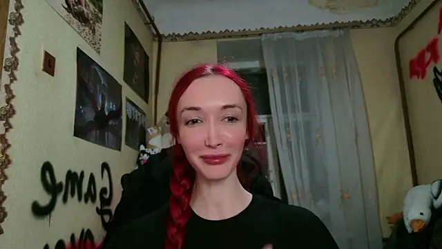 Roxy Silver online show from 29, 4, 2026