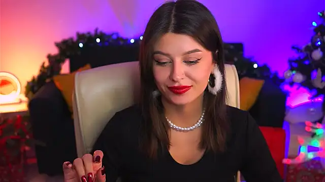 NicoleMun online show from 20, 12, 2024