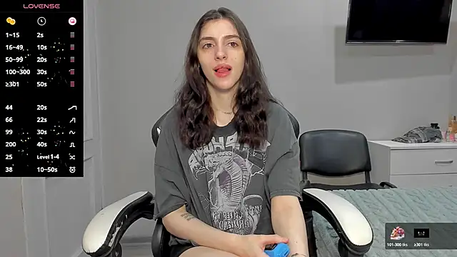 Snapshot of broosnica1 chatting on 21, 11, 2025 broosnica1 online show from 21, 11, 2025