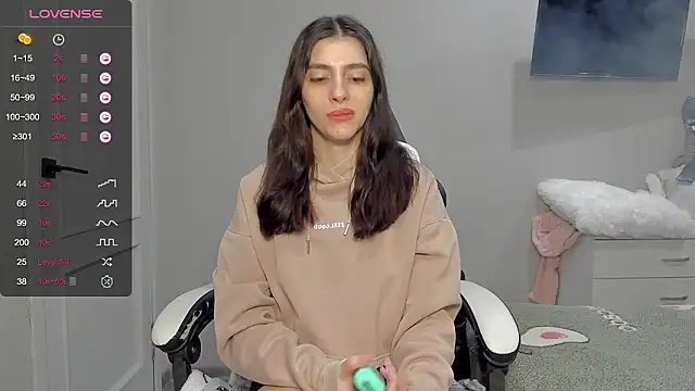 Snapshot of broosnica1 chatting on 1, 2, 2026 broosnica1 online show from 1, 2, 2026