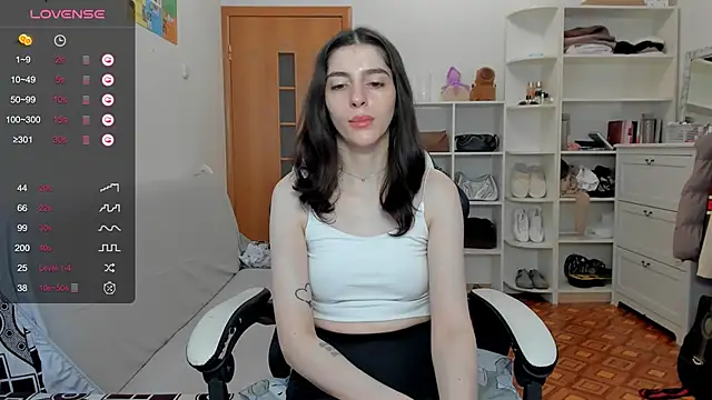 Snapshot of broosnica1 chatting on 15, 4, 2026 broosnica1 online show from 15, 4, 2026