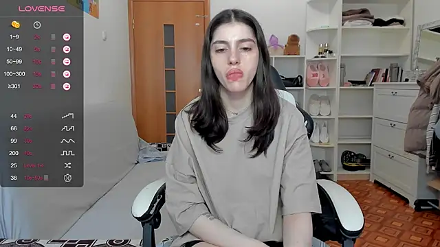 Snapshot of broosnica1 chatting on 22, 4, 2026 broosnica1 online show from 22, 4, 2026