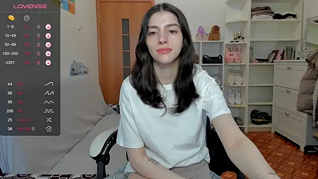 Snapshot of broosnica1 chatting on 24, 4, 2026 broosnica1 online show from 24, 4, 2026
