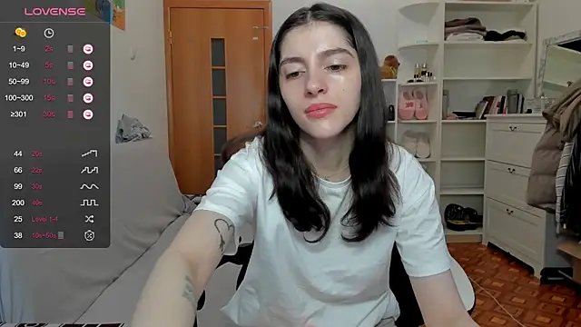 Snapshot of broosnica1 chatting on 25, 4, 2026 broosnica1 online show from 25, 4, 2026