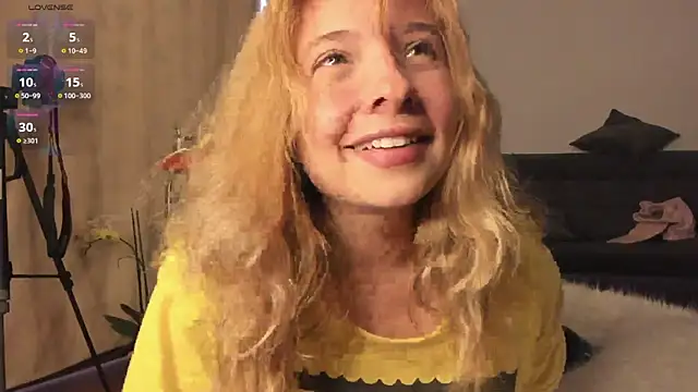 Sophy Bunny online show from 29, 1, 2025