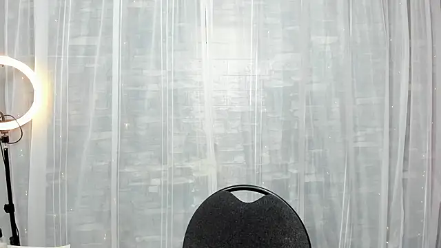 KatieGomez online show from 4, 2, 2026