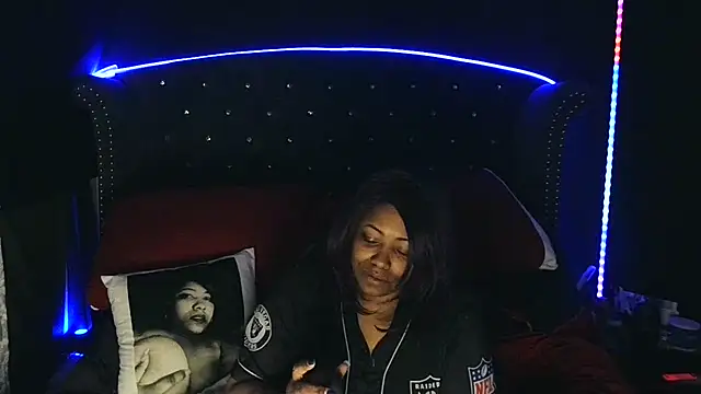 Snapshot of msyvette1970@xh chatting on 14, 2, 2025 msyvette1970xh online show from 14, 2, 2025