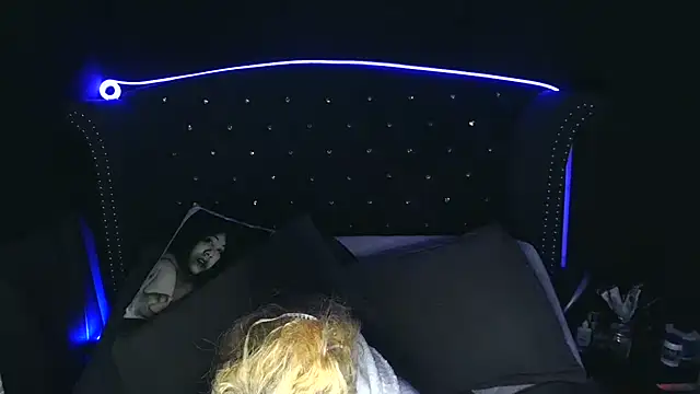 Snapshot of msyvette1970@xh chatting on 12, 3, 2025 msyvette1970xh online show from 12, 3, 2025