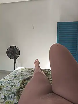 Bruninha Hot10 online show from 28, 4, 2026