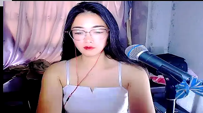 Snapshot of Floor_oo chatting on 3, 2, 2025 Floor oo online show from 3, 2, 2025