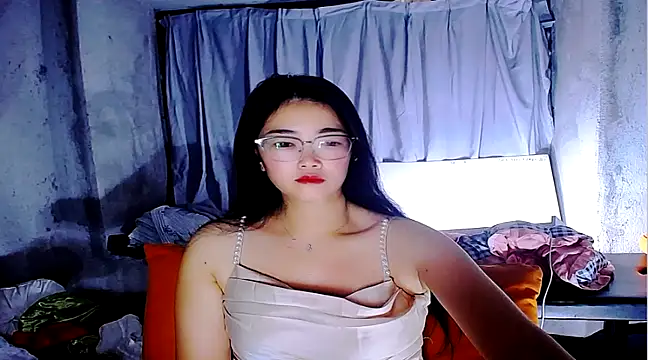 Snapshot of Floor_oo chatting on 13, 3, 2025 Floor oo online show from 13, 3, 2025