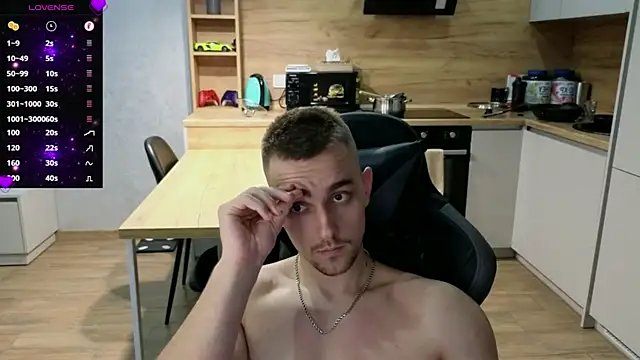 Larstar01 online show from 20, 2, 2025