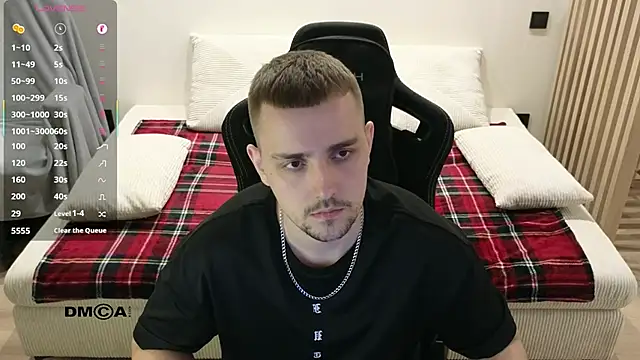 Larstar01 online show from 24, 3, 2026