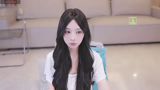 Snapshot of JayPope chatting on 11, 9, 2025 JayPope online show from 11, 9, 2025