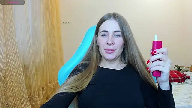BarbaraKiss online show from 5, 1, 2025