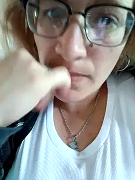 Snapshot of rusher27 chatting on 8, 11, 2025 rusher27 online show from 8, 11, 2025