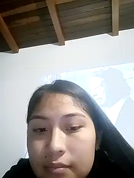 Caroll Luna online show from 2, 12, 2024