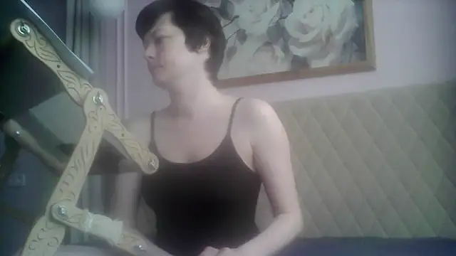Snapshot of SunElizabeth chatting on 13, 5, 2026 SunElizabeth online show from 13, 5, 2026