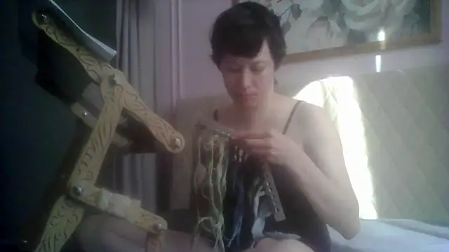 Snapshot of SunElizabeth chatting on 18, 5, 2026 SunElizabeth online show from 18, 5, 2026