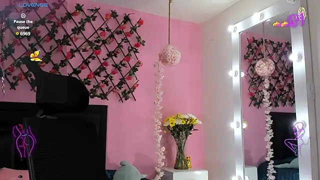 Snapshot of SamaraCortez chatting on 14, 3, 2025 SamaraCortez online show from 14, 3, 2025