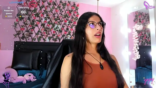 SamaraCortez online show from 25, 6, 2026