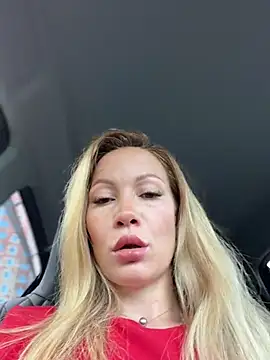 LavenderHot online show from 5, 8, 2026