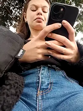 Violeta 12- online show from 12, 3, 2025