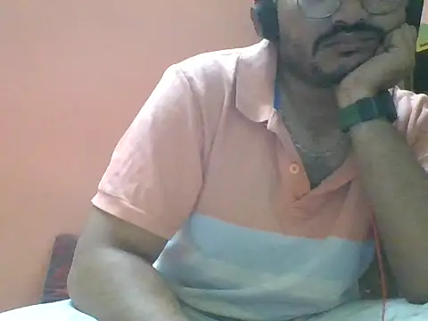 naughtymike0007 online show from 5, 1, 2026