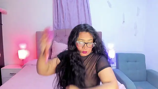 Latinabombsheell online show from 7, 1, 2026