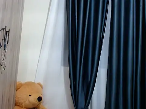 TeenieReeny online show from 5, 10, 2025