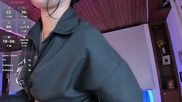 saracorraless online show from 11, 2, 2025