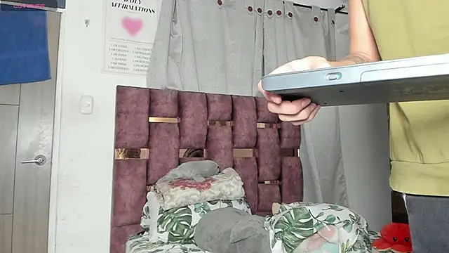 Angelo 018 online show from 1, 2, 2025