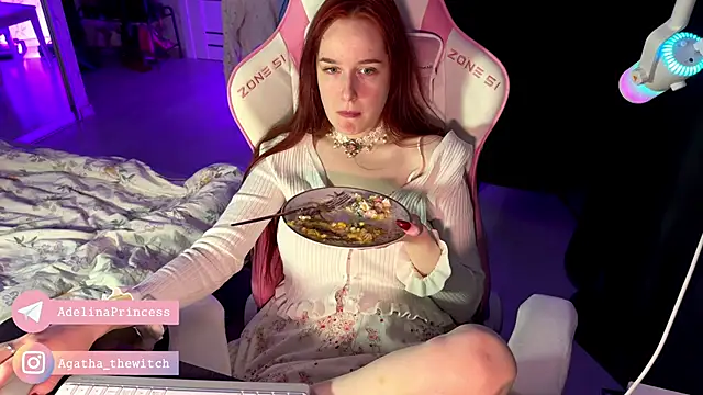 Snapshot of pearl_princess_ chatting on 21, 12, 2024 pearl princess online show from 21, 12, 2024